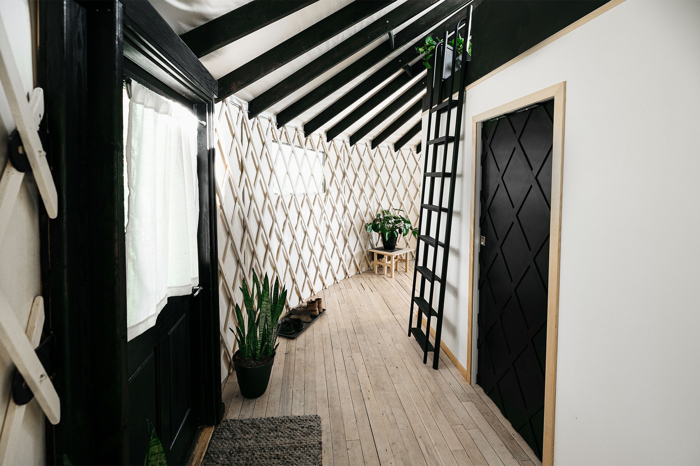 ultra modern yurt 1