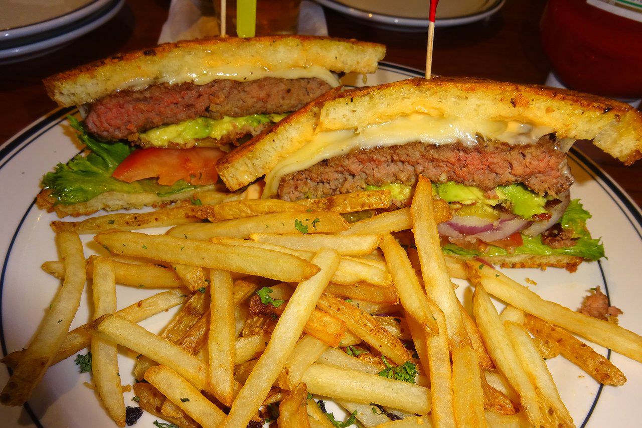 Mimi's Café: The French Quarter