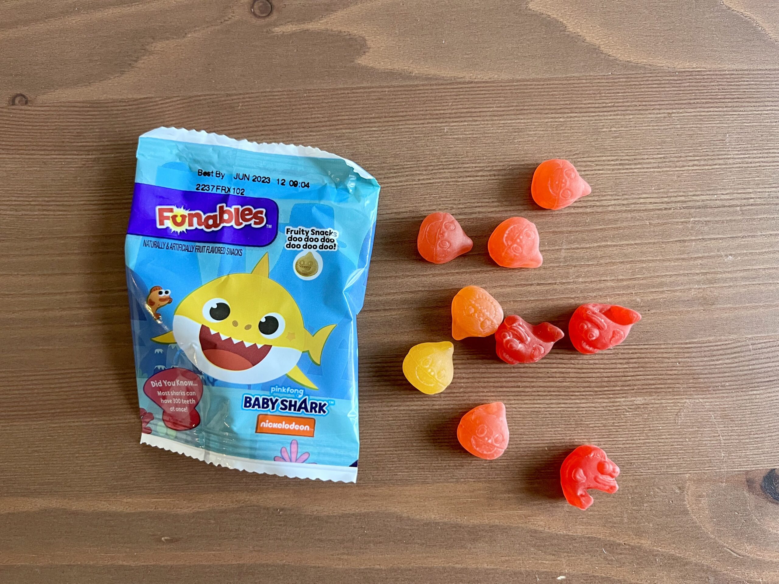 funables baby shark fruit snacks