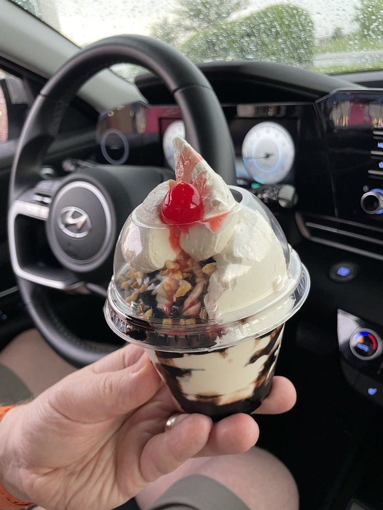 hot fudge sundae at sonic