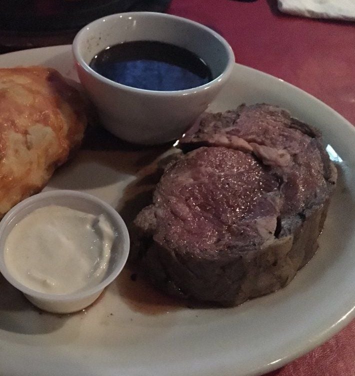 Kentucky: Columbia Steakhouse