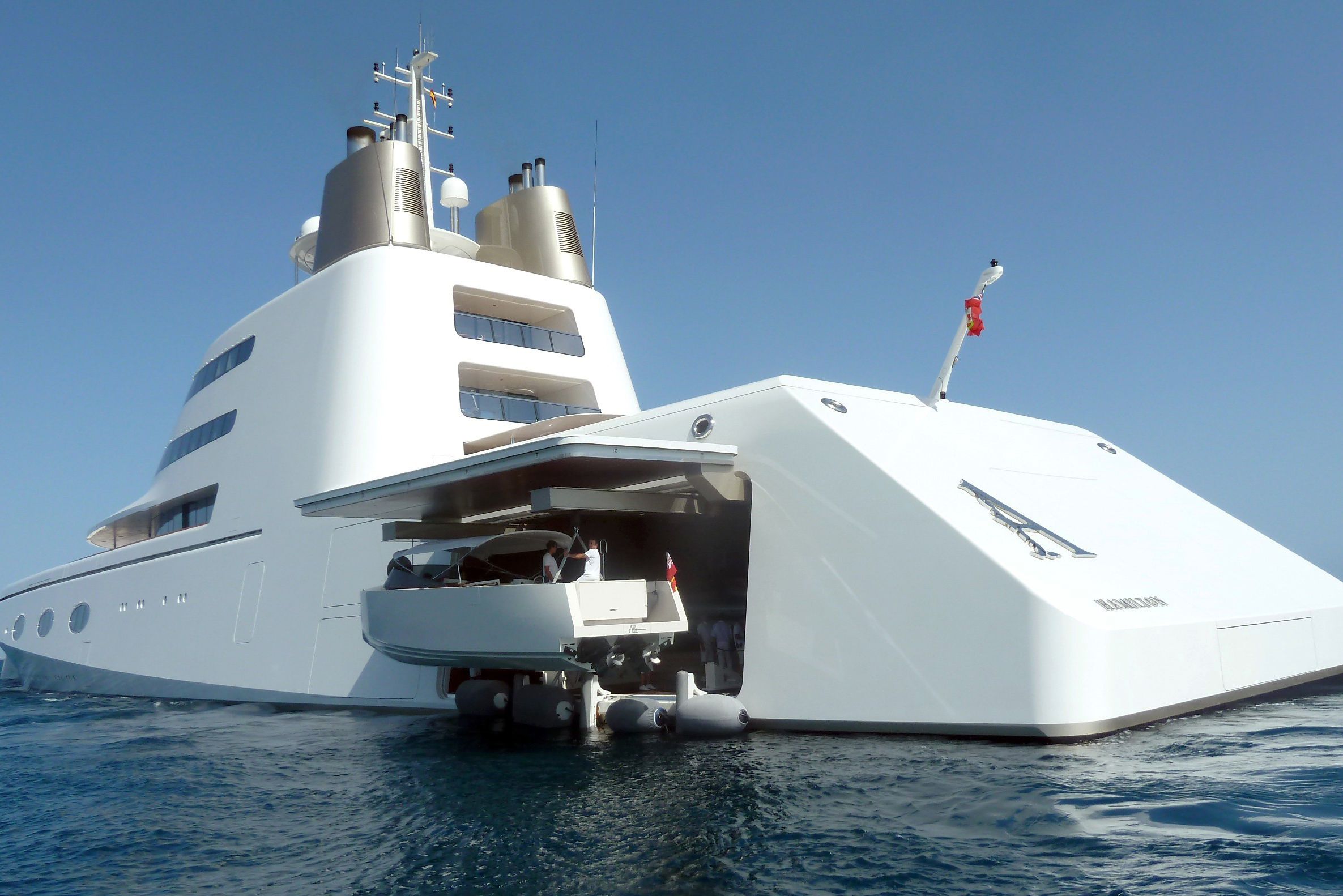 Motor Yacht A Amenities