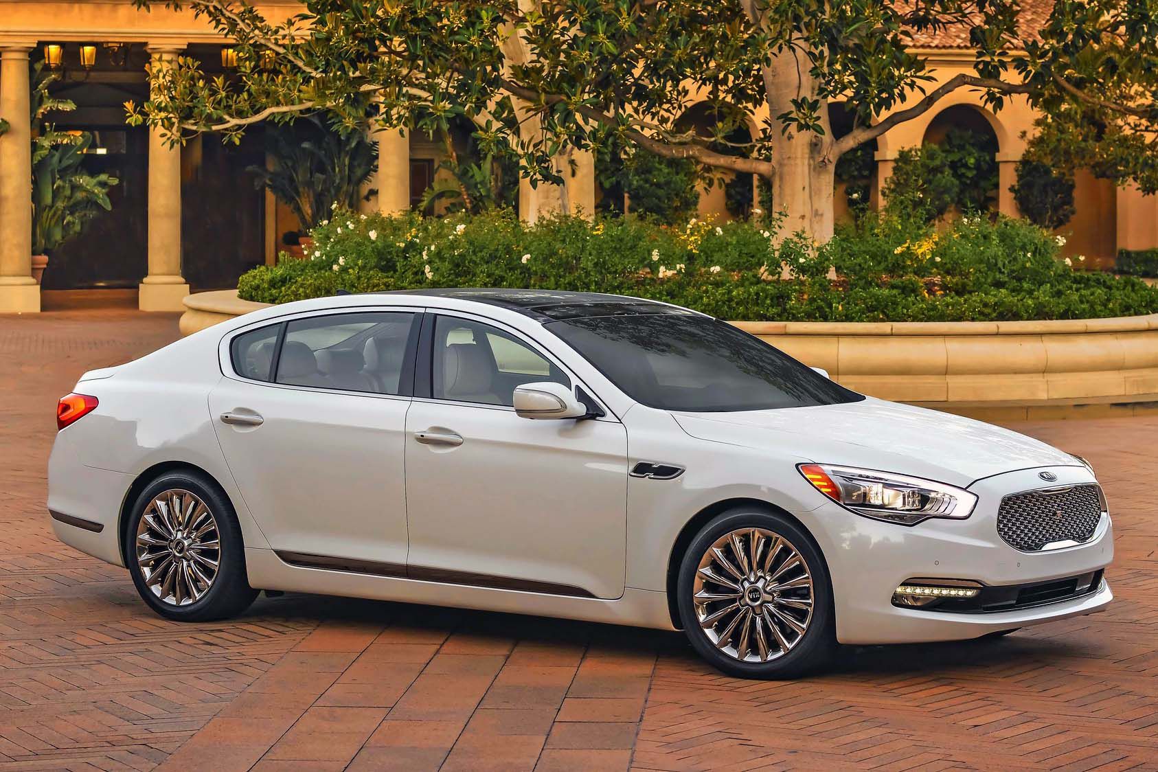 kia k900