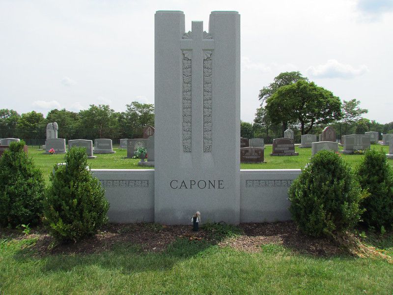 Al Capone Grave Site