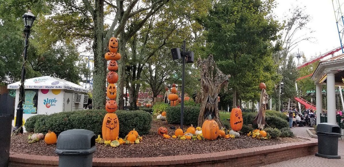 Carowinds Charlotte, North Carolina