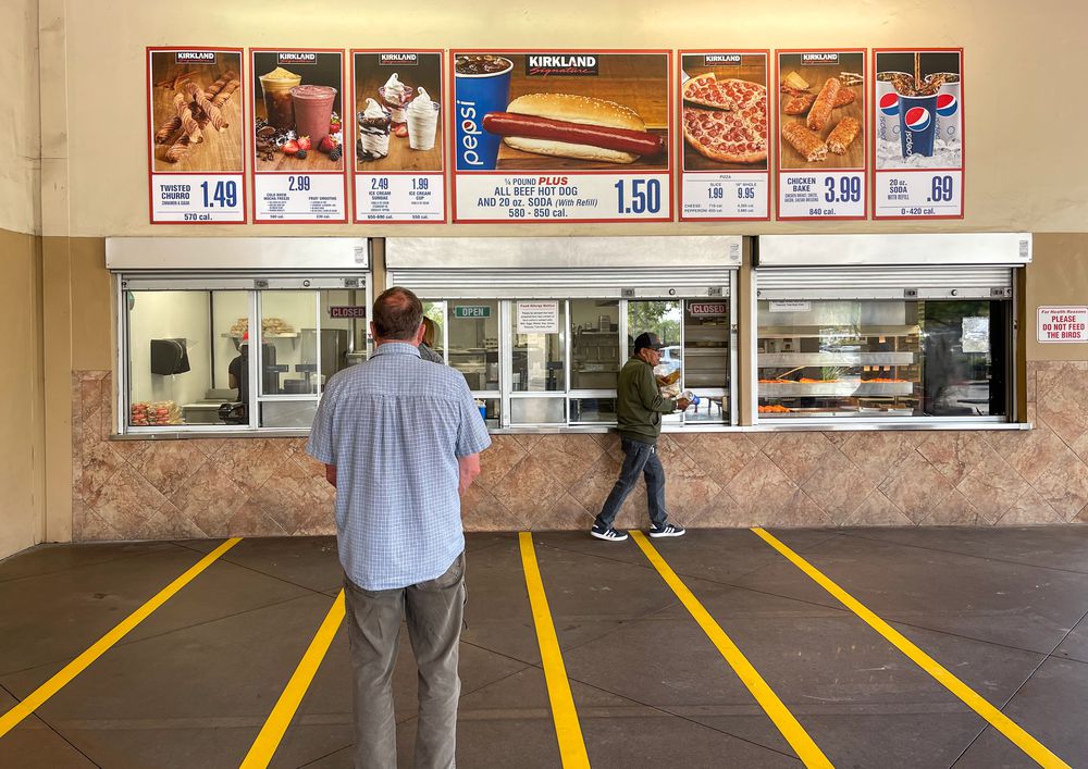 Costco outdoor food court