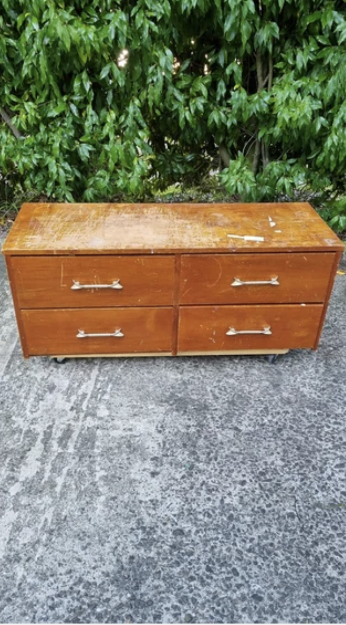 Reddit screenshot of pre-renovated furniture item.