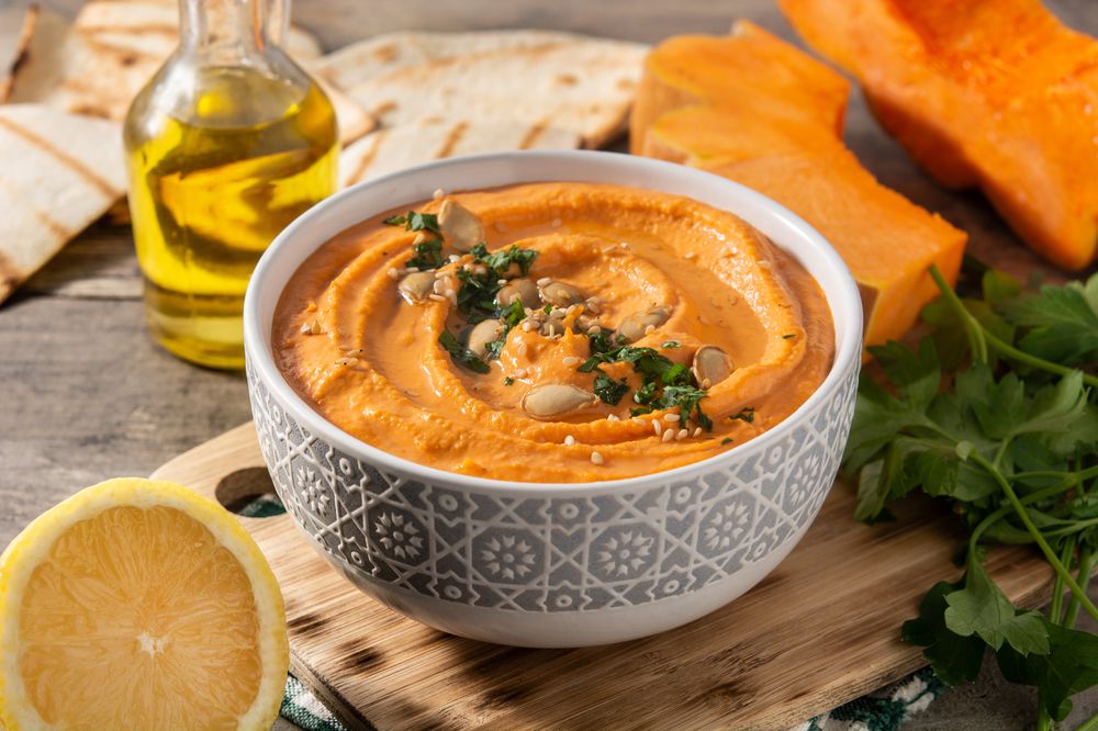 Pumpkin hummus and ingredients