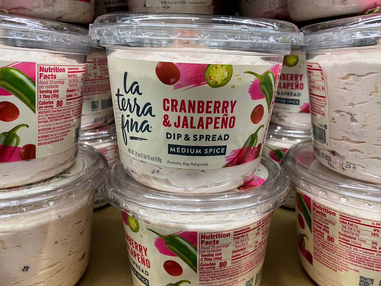 Costco La Terra Fina cranberry jalapeno dip