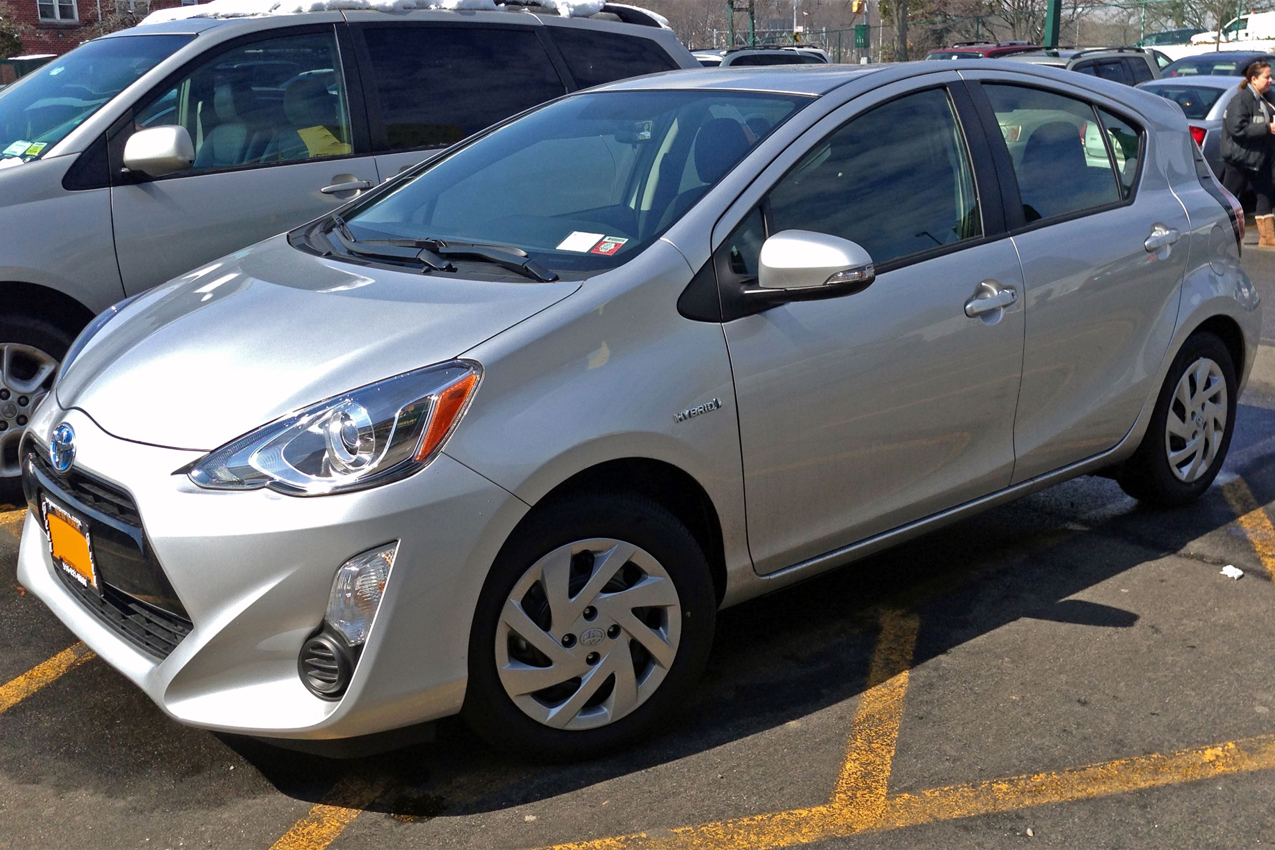 A 2015 Toyota Prius c facelift model.