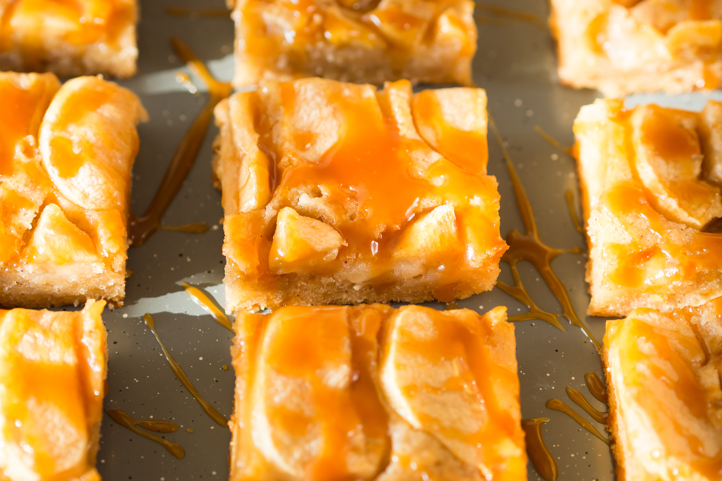 Glazed Apple-Maple Blondies