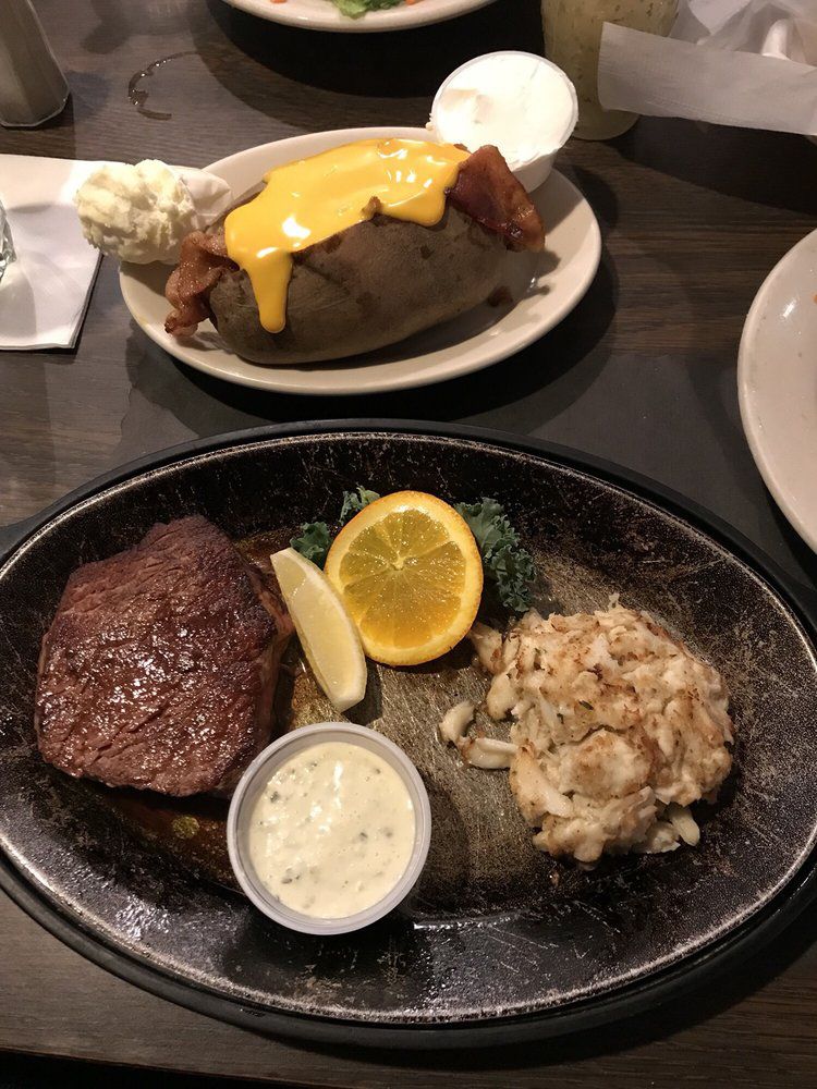Pennsylvania: The Glass Lounge