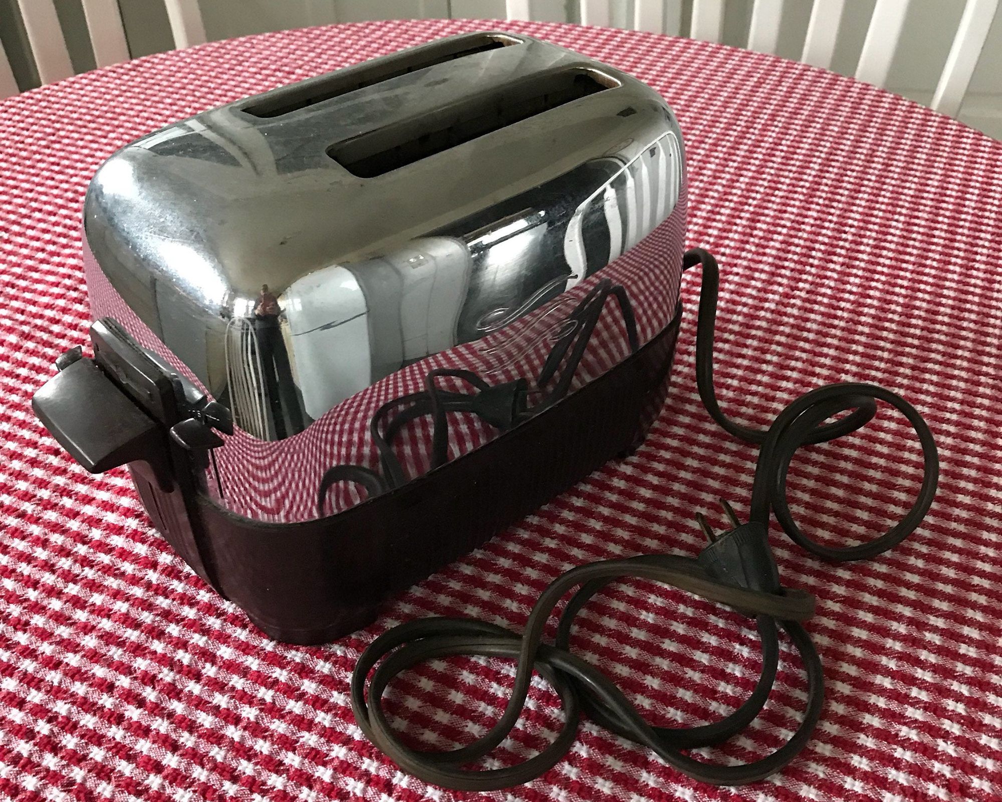 Vintage General Electric Toaster
