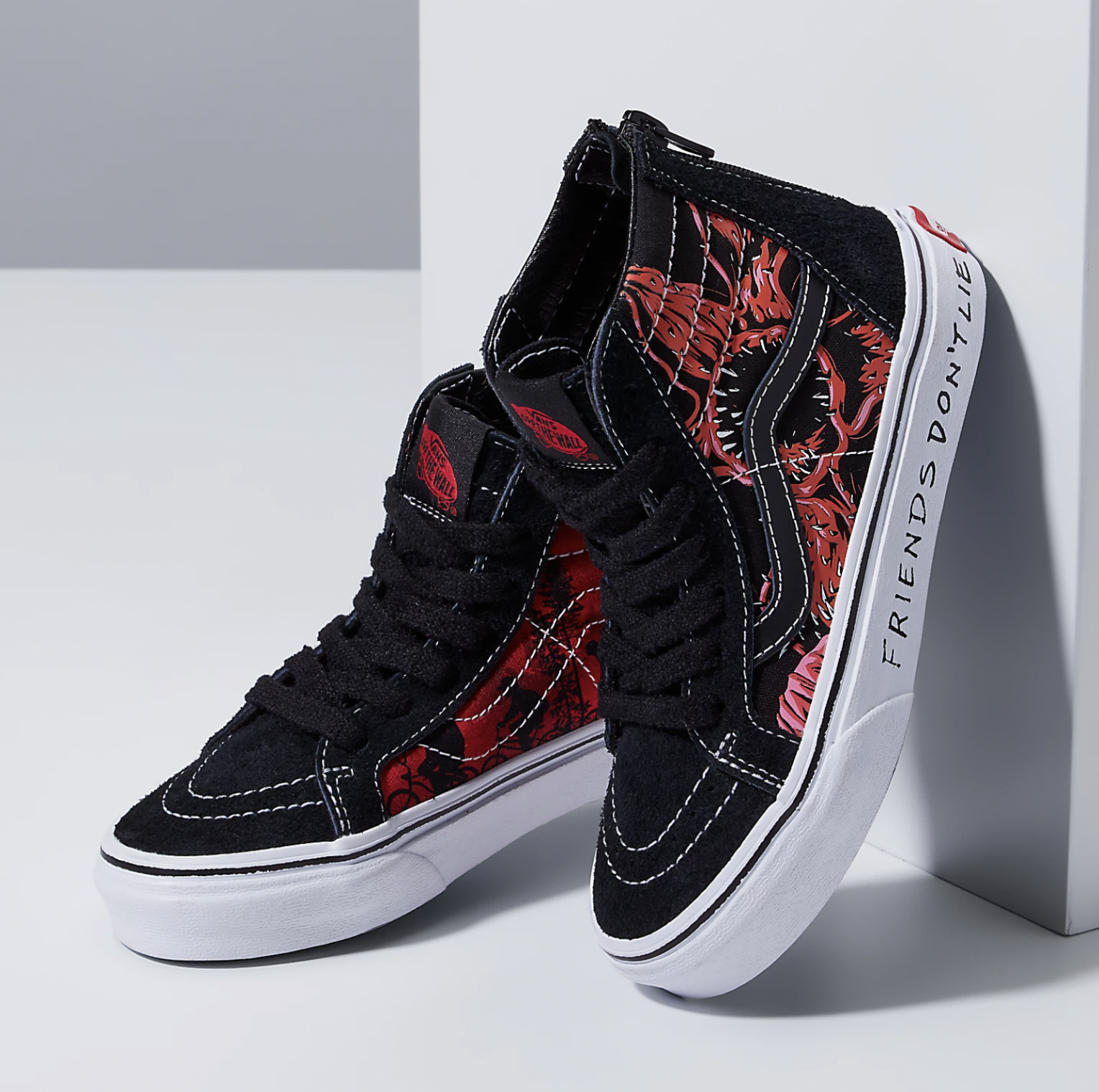Vans x Stranger Things Kids SK8-Hi Zip