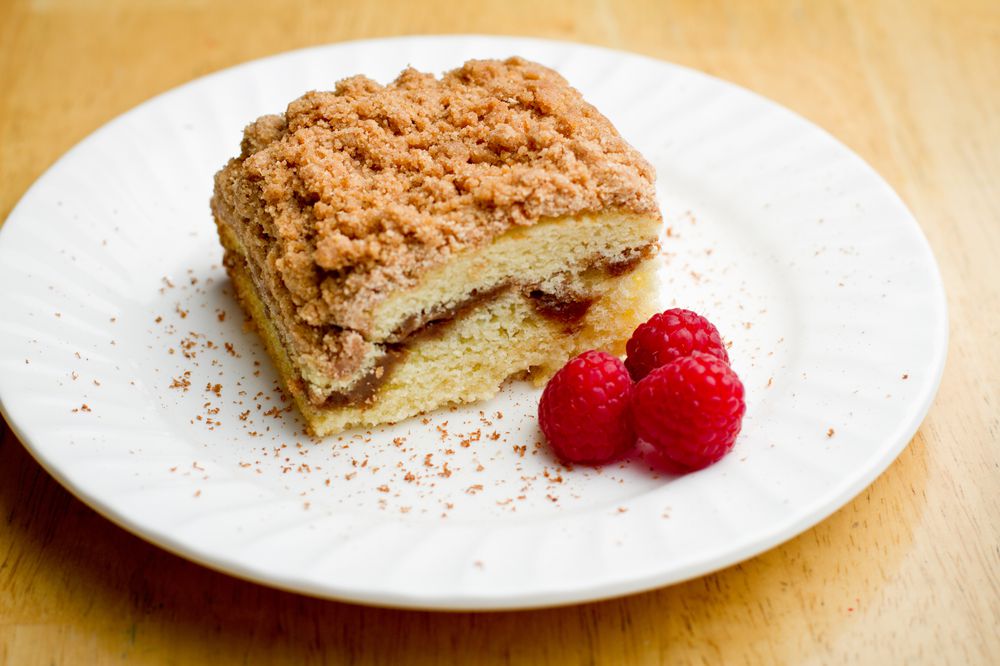 Coffee Cake with Cinnamon and Raspberries