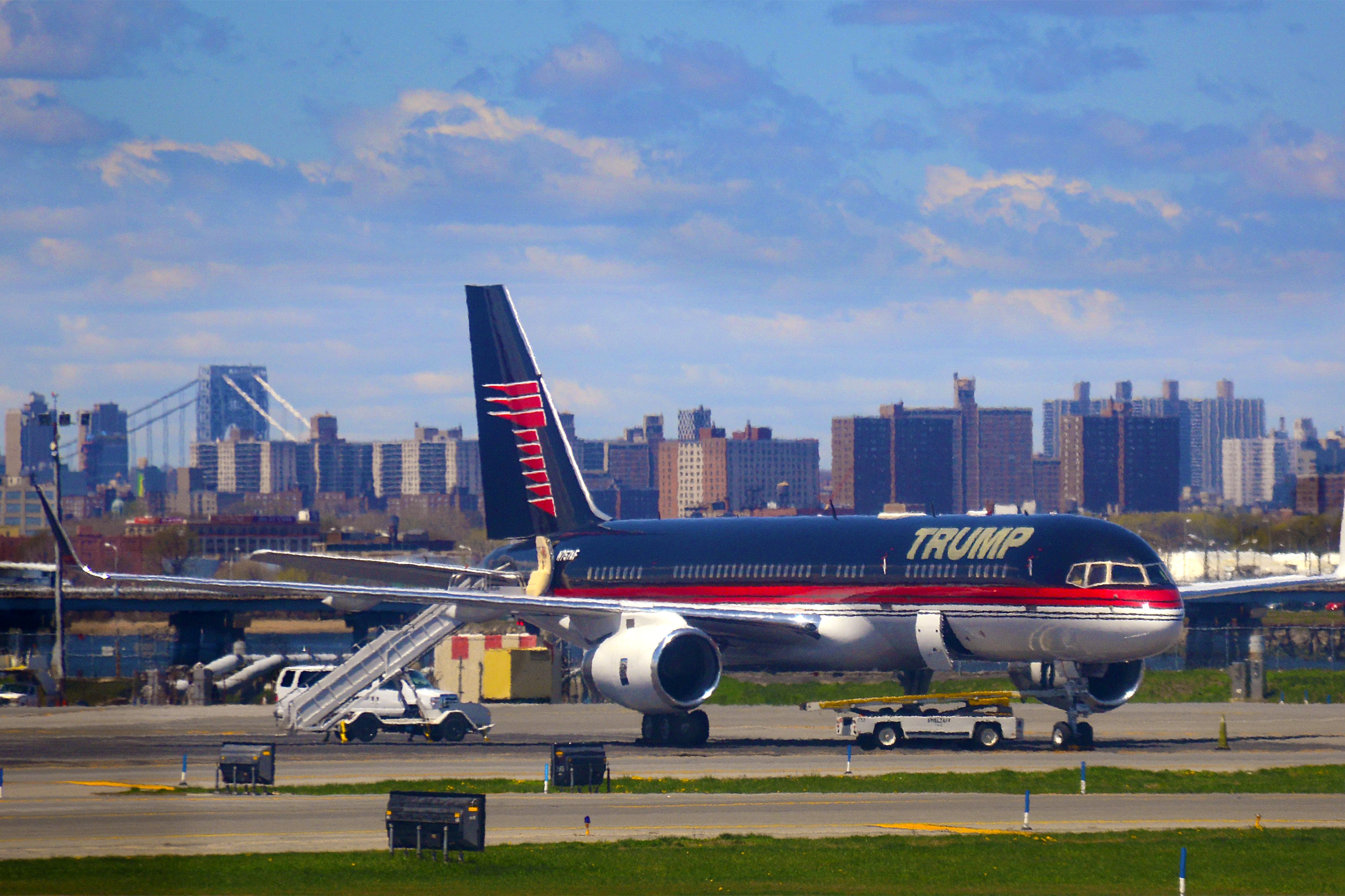 Trump Boeing 757