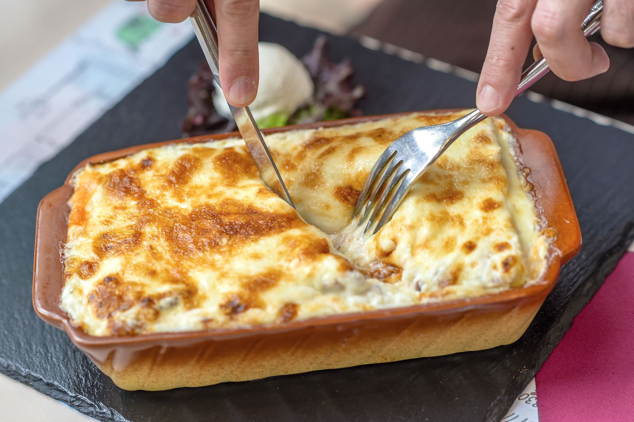 Macaroni and cheese with turkey meat