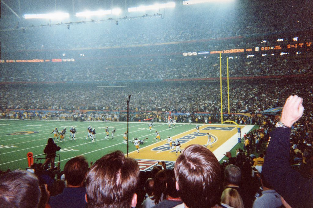 2000: Super Bowl XXXIV