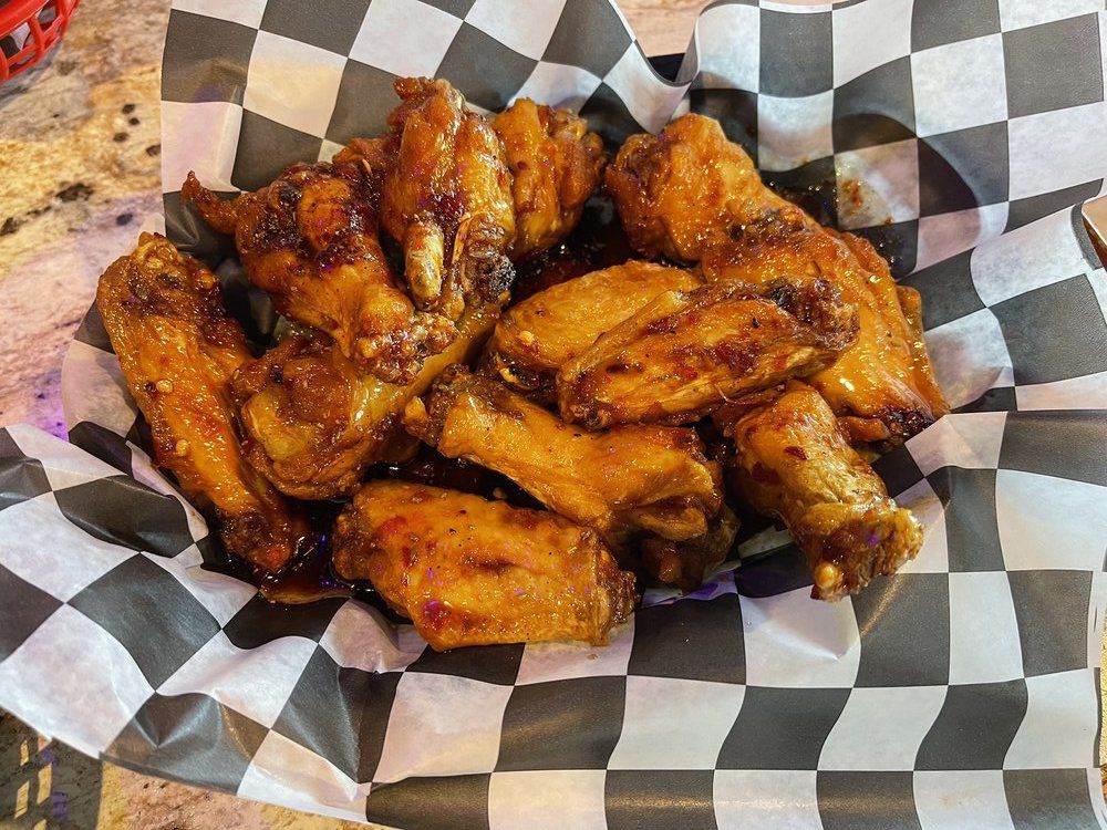 Black Widow Chicken Wings at D-Spot Oakdale, Minnesota