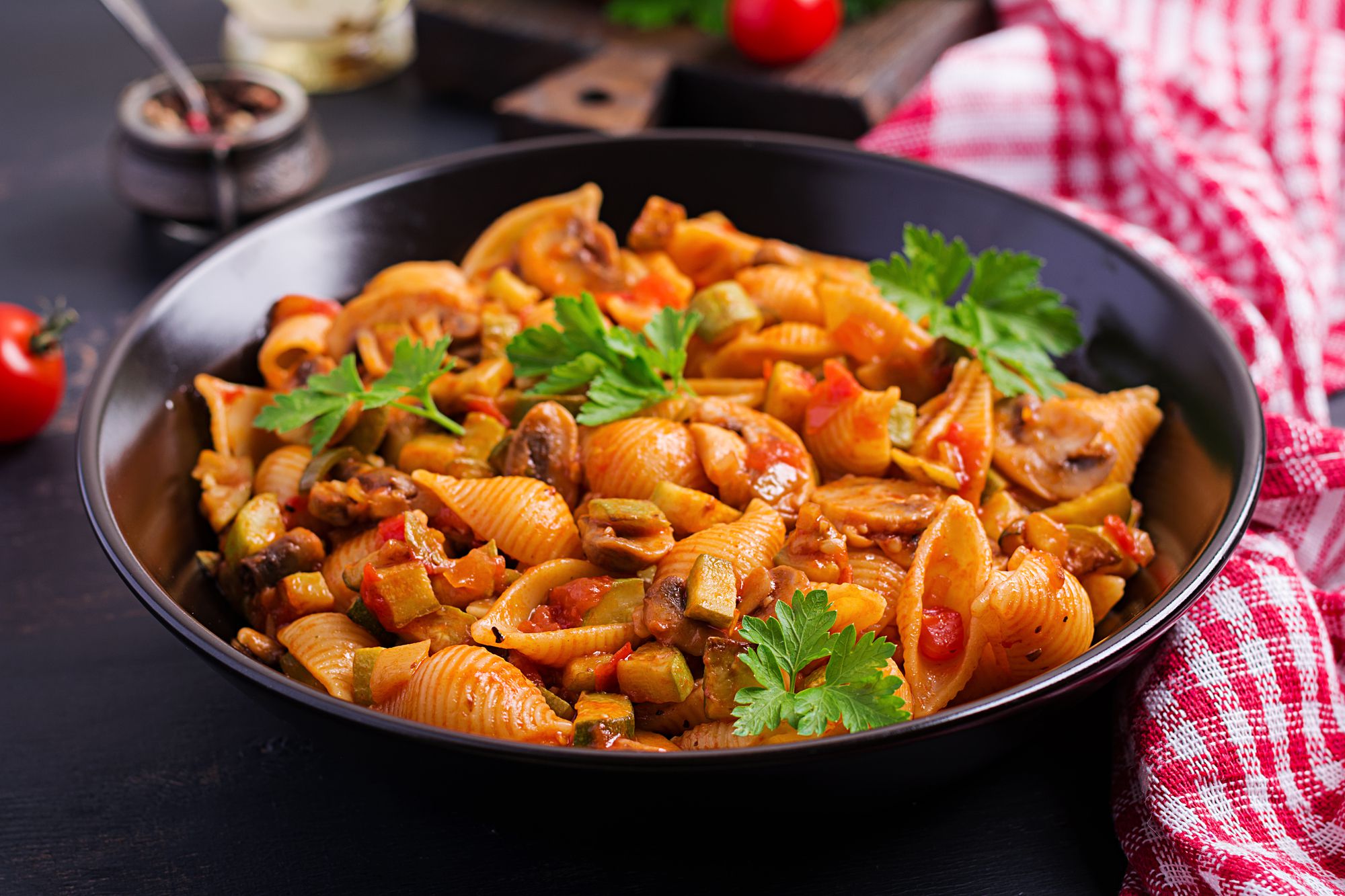 Skillet shell pasta
