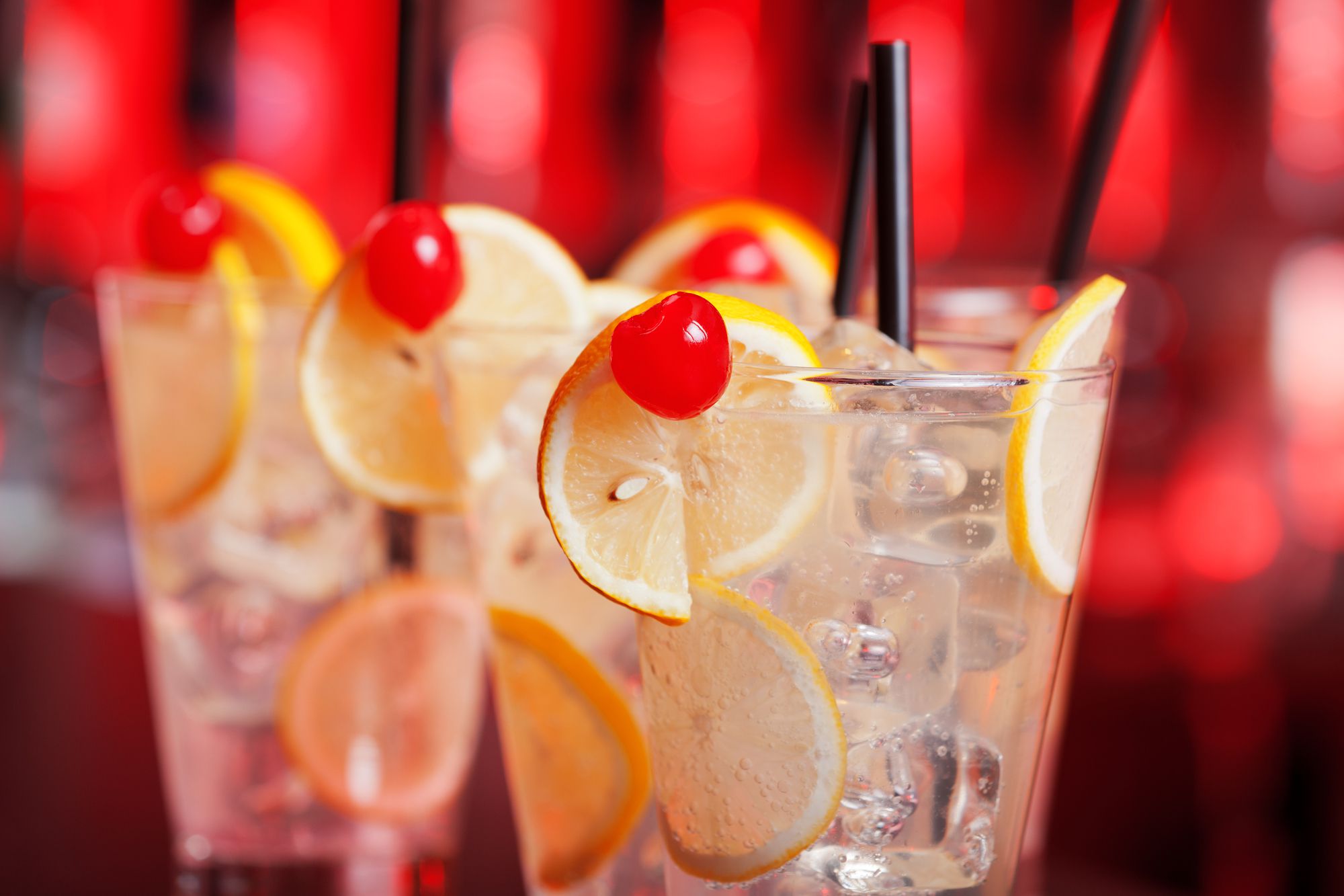 Tom Collins cocktails