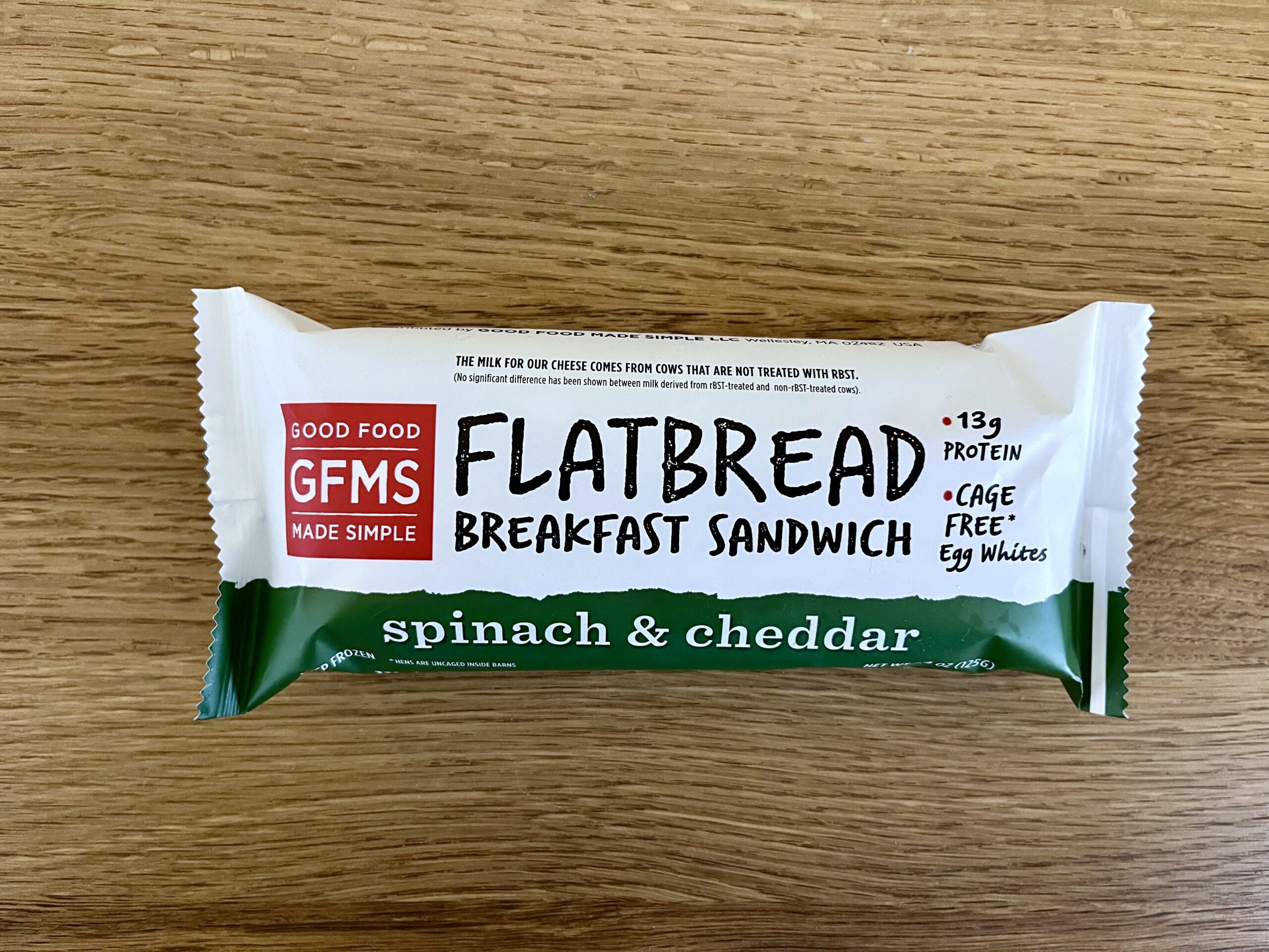 Good Food Made Simple Spinach and Cheddar Flatbread Breakfast Sandwich