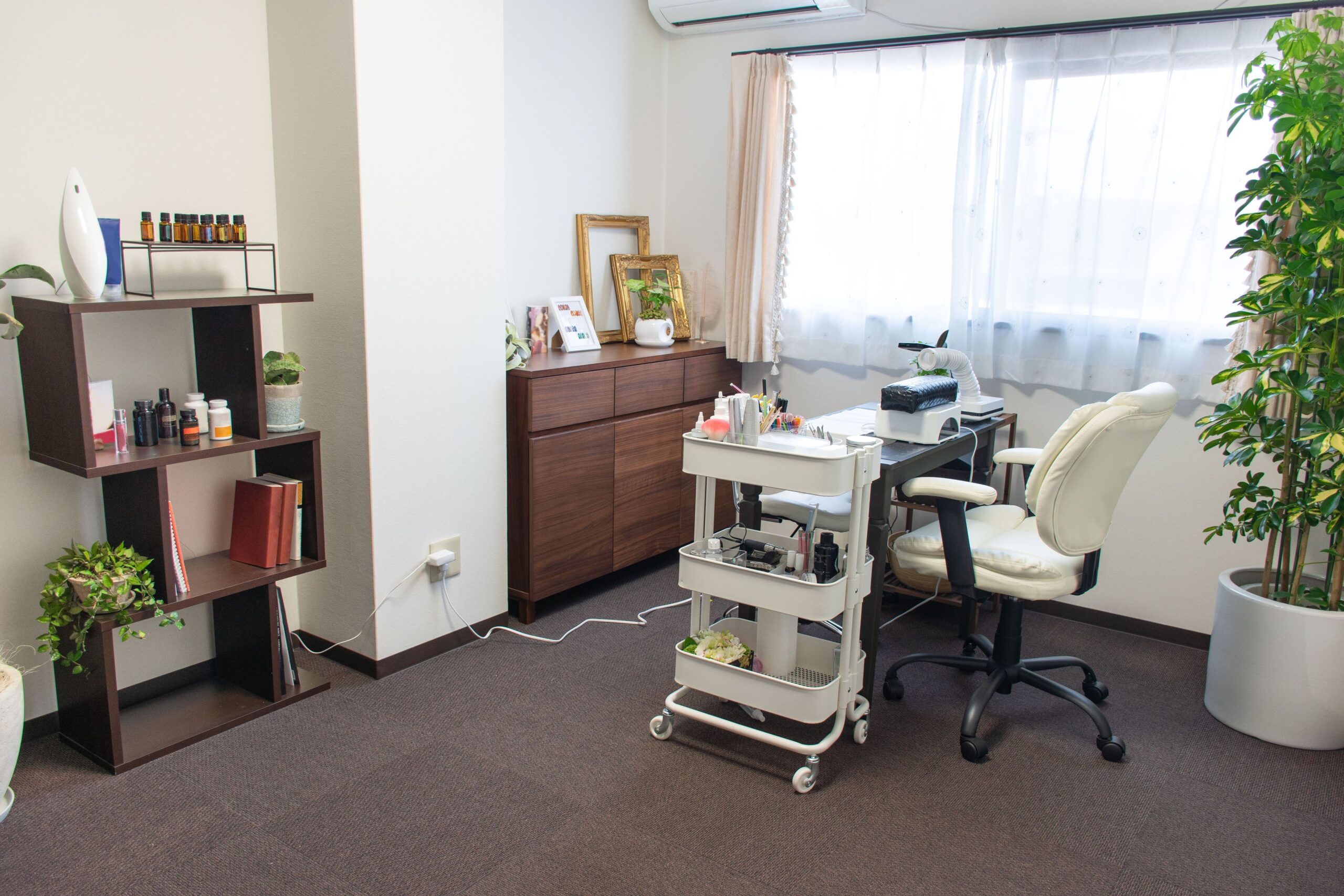 nail salon
