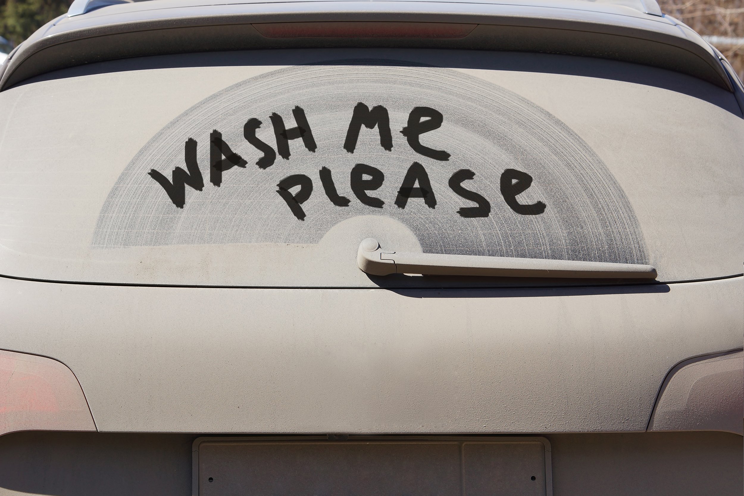 dirty rear window of the car