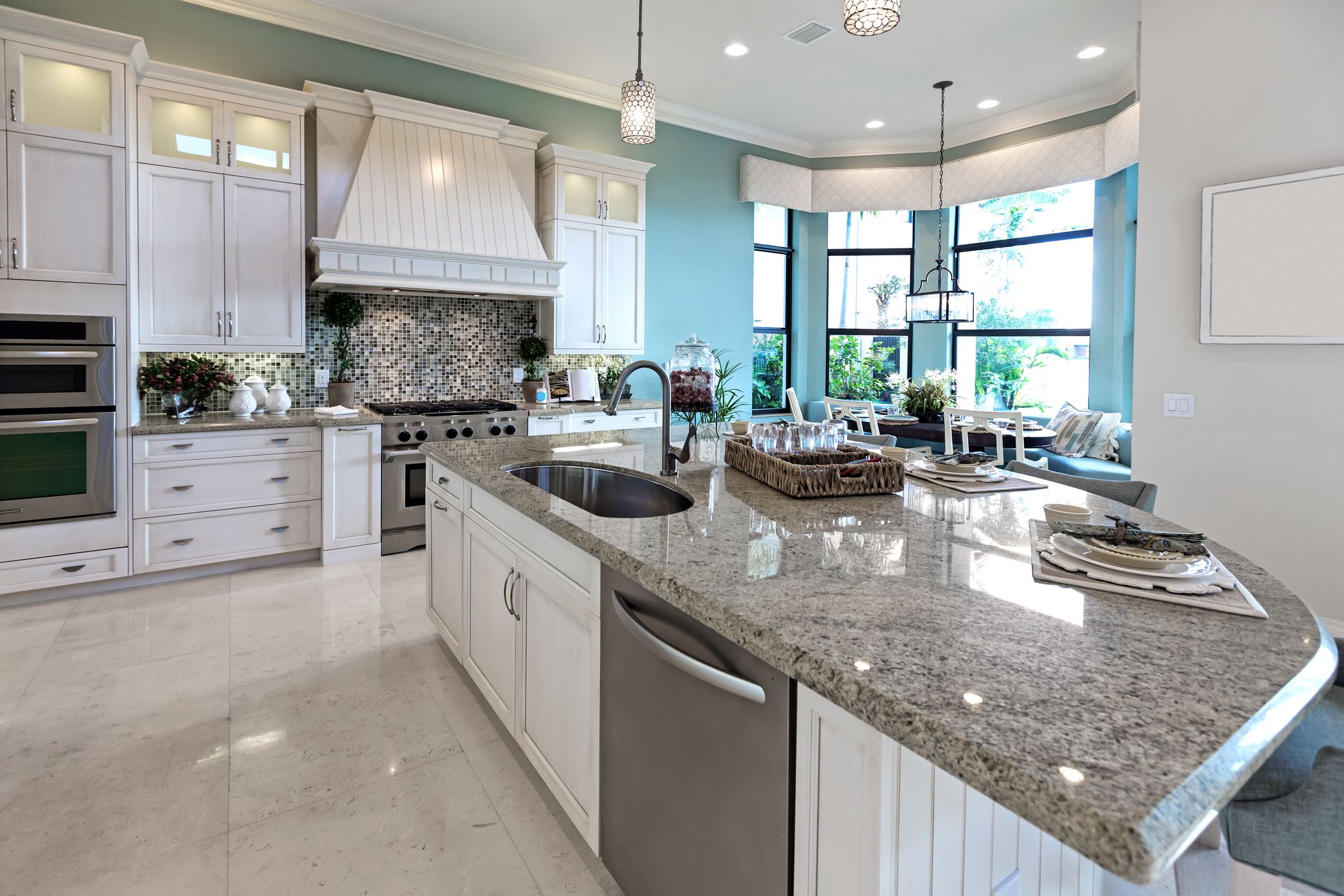 Beautiful Modern kitchen with a counter height bar