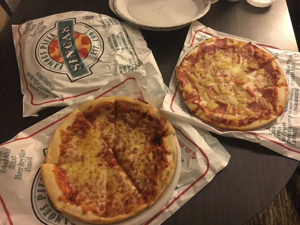 Singa’s Famous Pizza