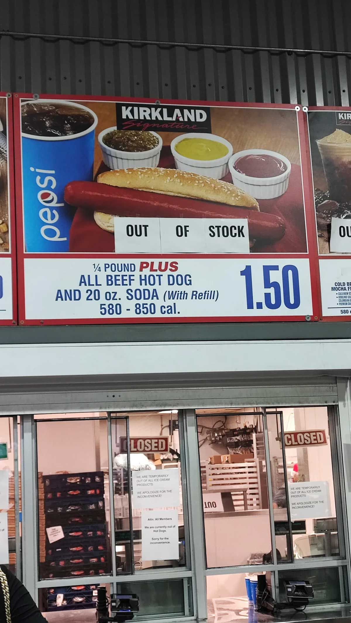 Photo of a Costco foot court that ran out of hot dogs