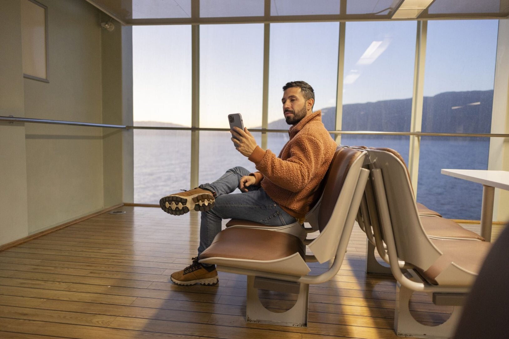 Cruise Employees Share What It's ACTUALLY Like To Work on a Cruise Ship