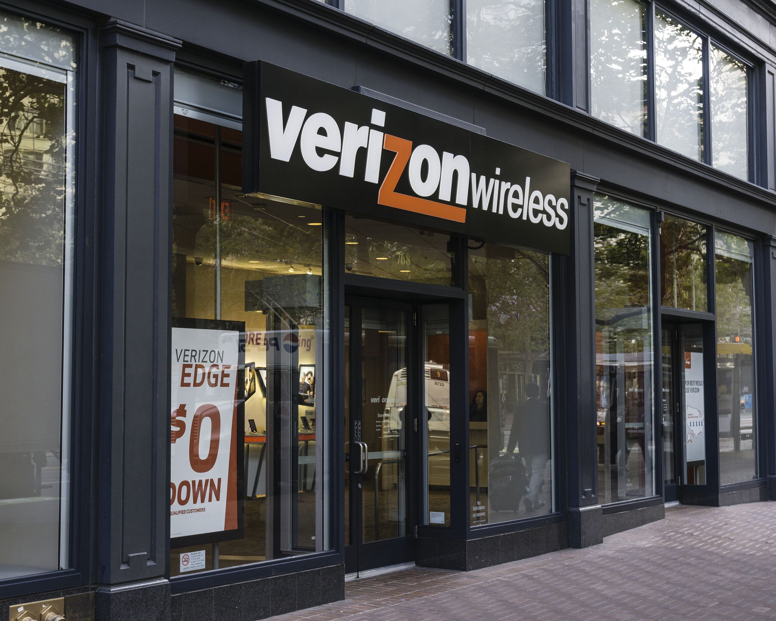 Verizon Wireless Store