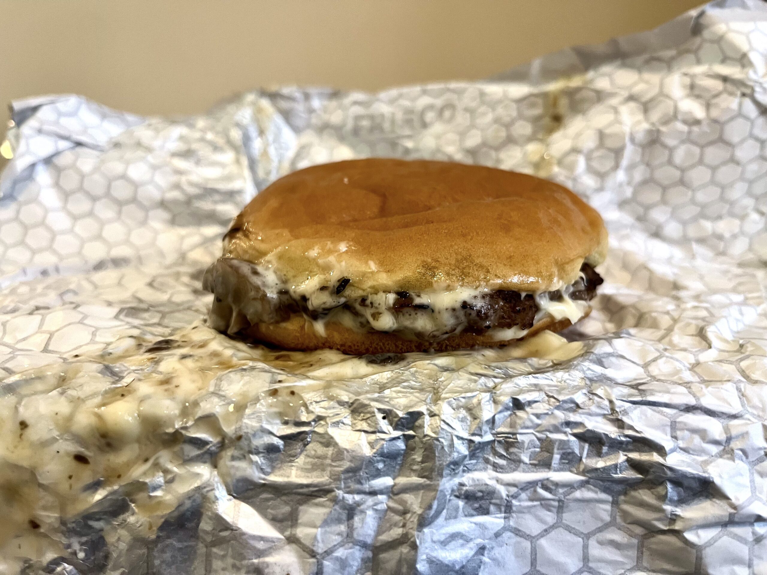 hardees Mushroom and Swiss Burger