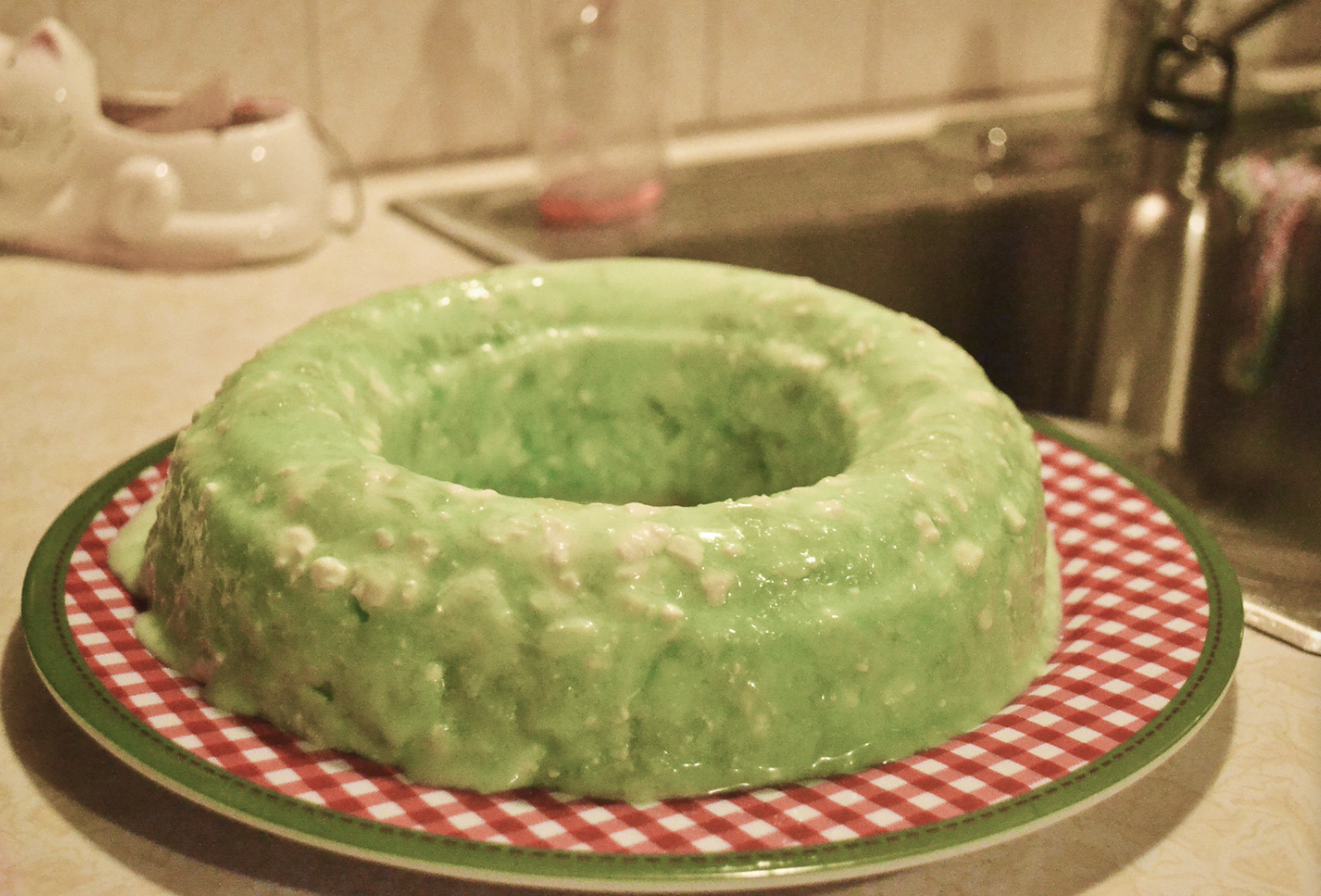 5. Lime Gelatin And Cottage Cheese Salad