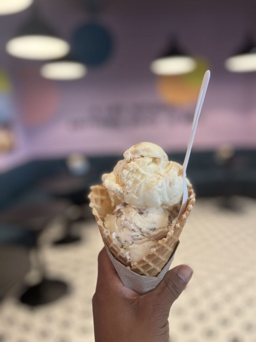 Pizza Ice Cream, Van Leeuwen, Long Beach, California