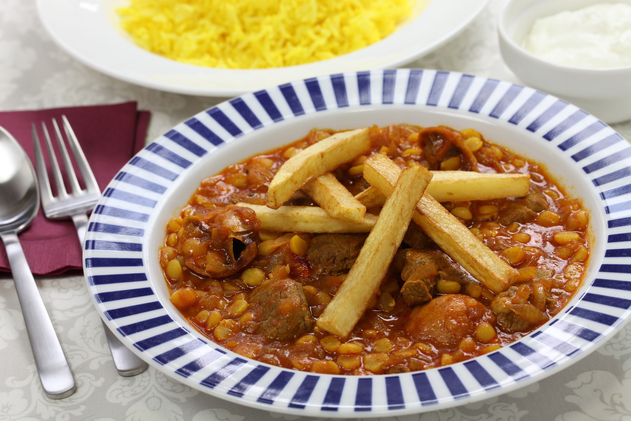 khoresh gheimeh, traditional iranian stew with meat and yellow split peas.