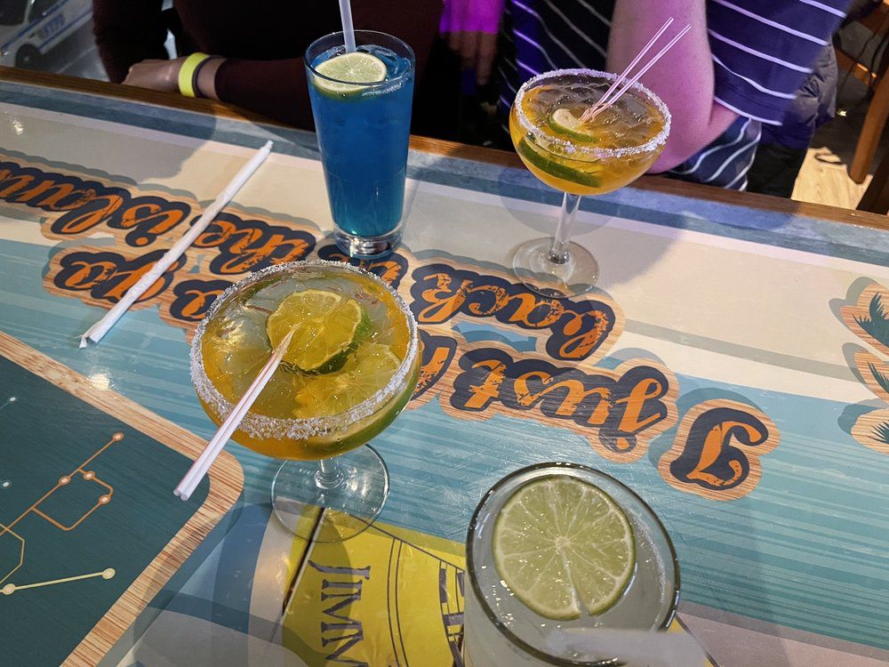 drinks at Times Square Margaritaville