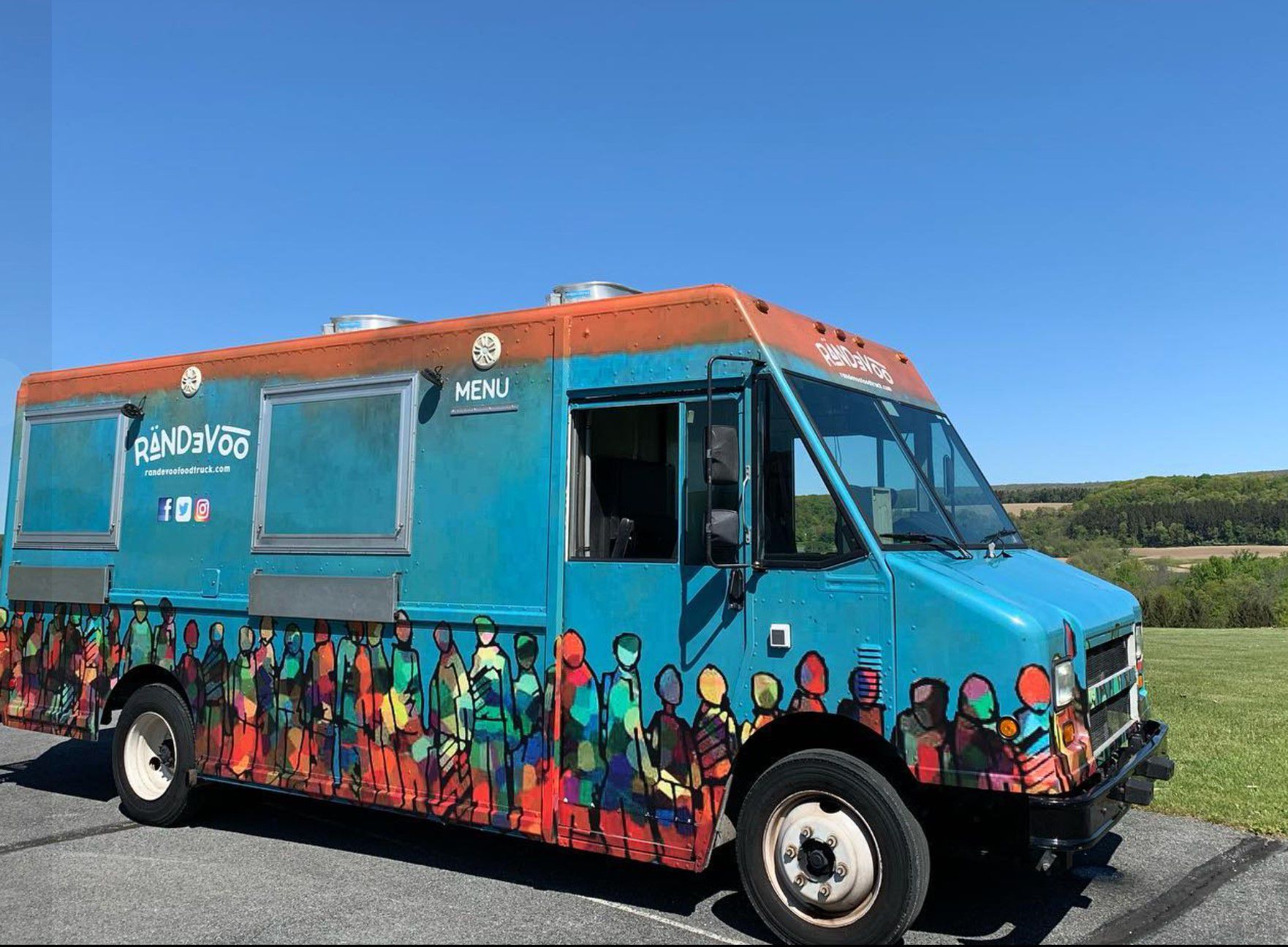 38. Randevoo Food Truck
