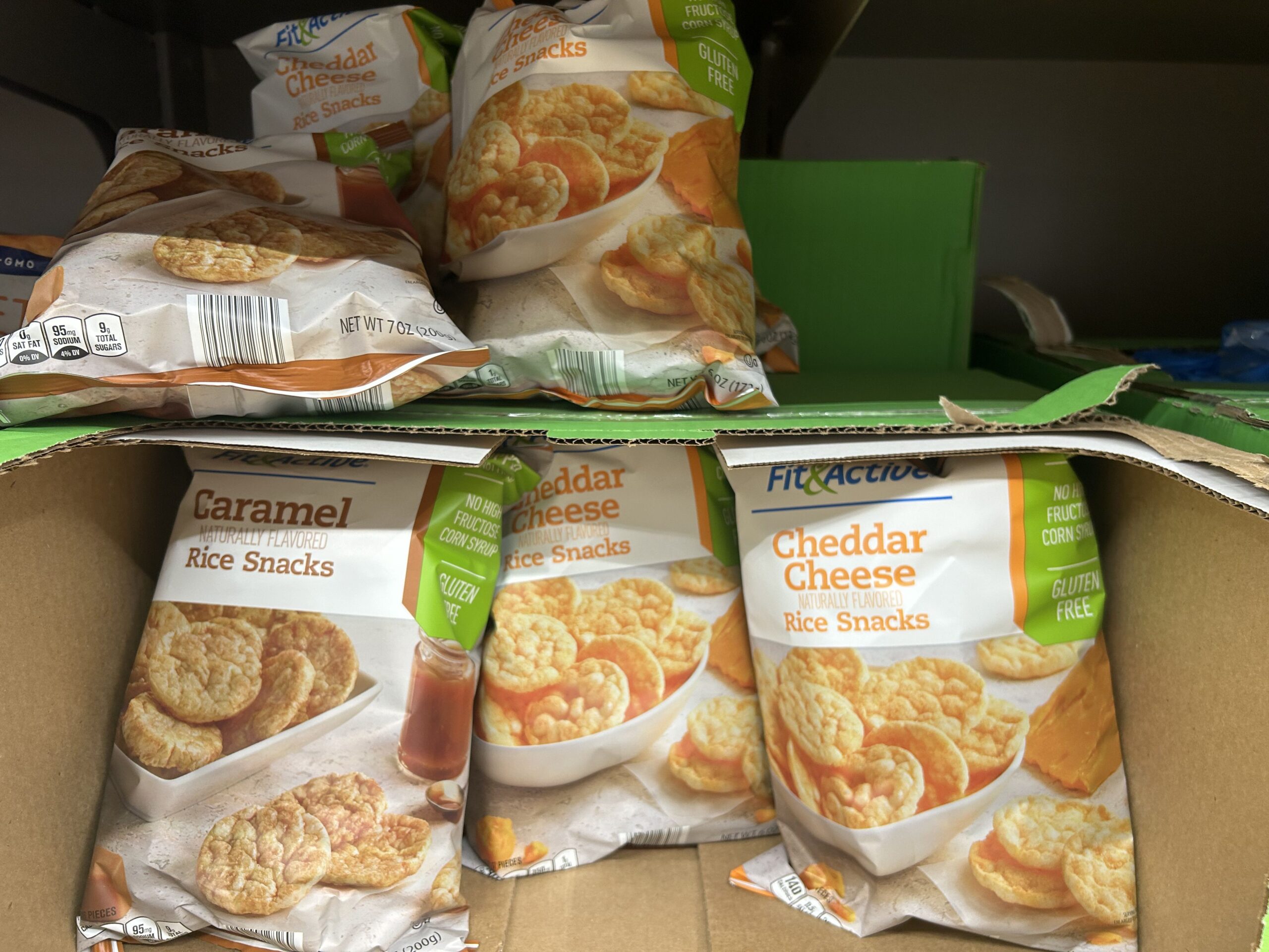 fit&active cheddar rice snacks