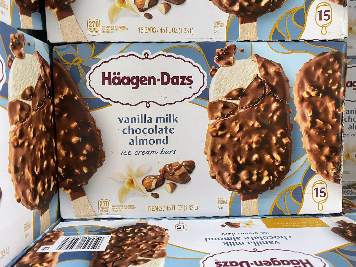 Haagen-Dasz Vanilla Milk Chocolate Almond Ice Cream Bars