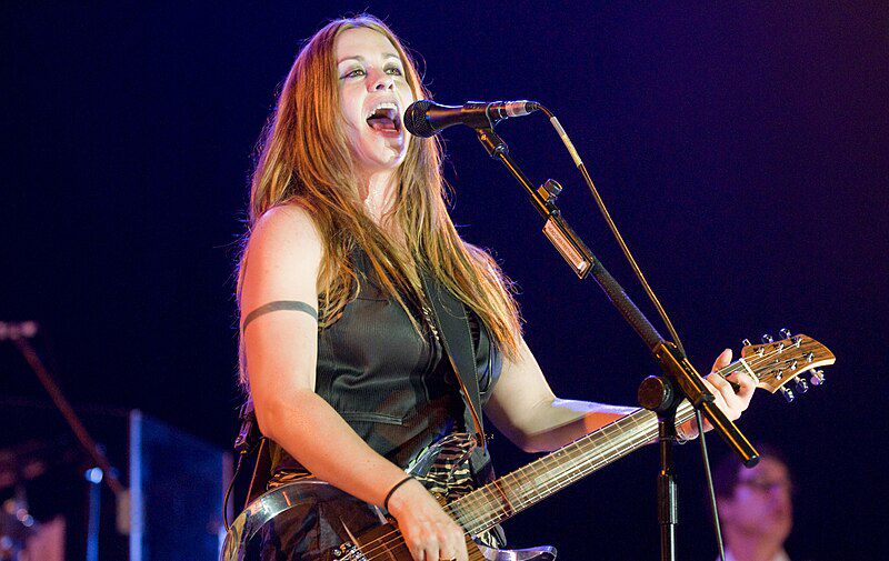 Alanis Morissette on stage