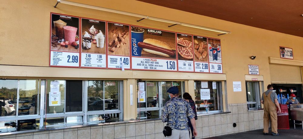 Costco food court outdoors in San Diego