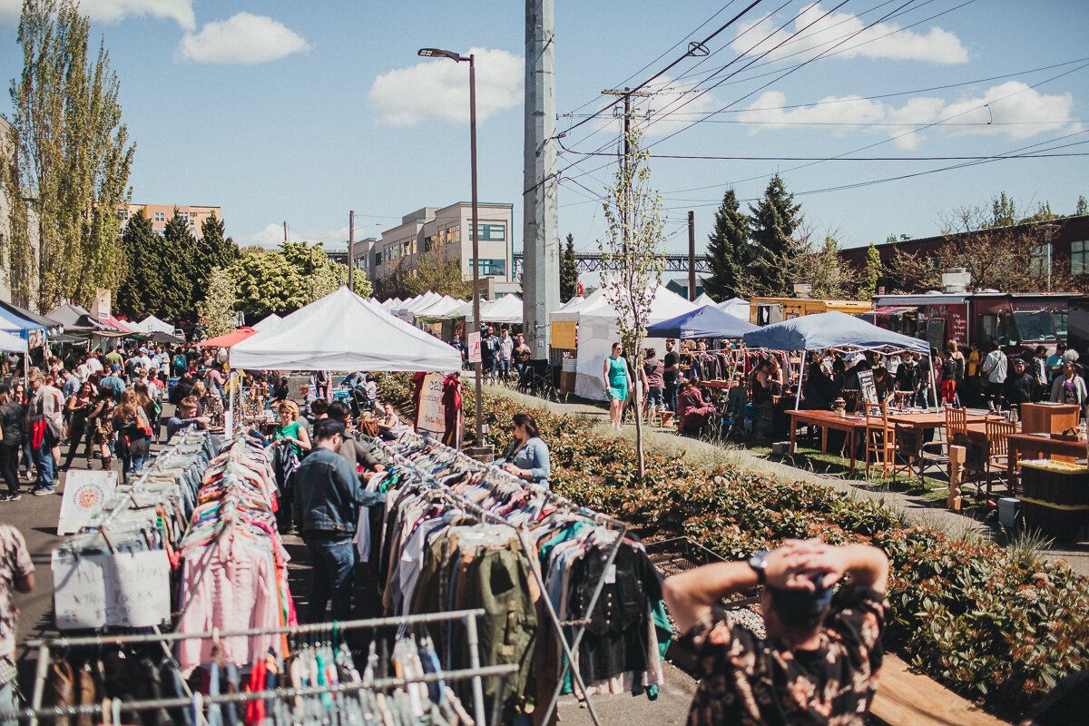 Fremont Sunday Market, Washington