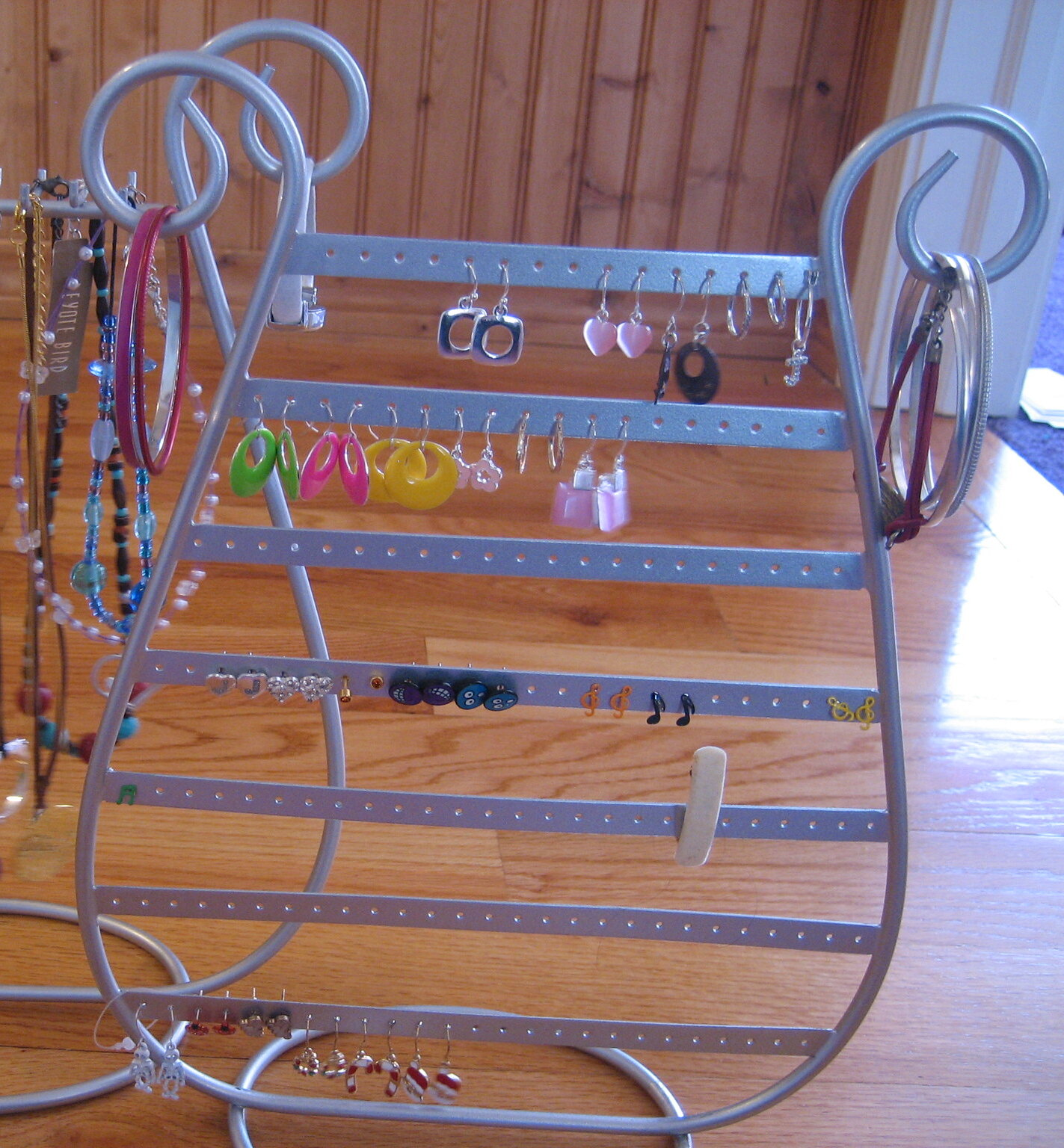 Lavender Earring Holder With Earrings