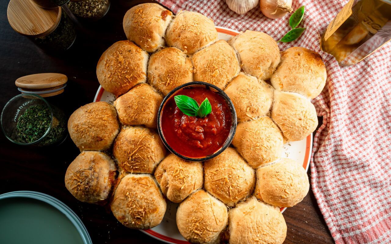 Stuffed Pizza Rolls