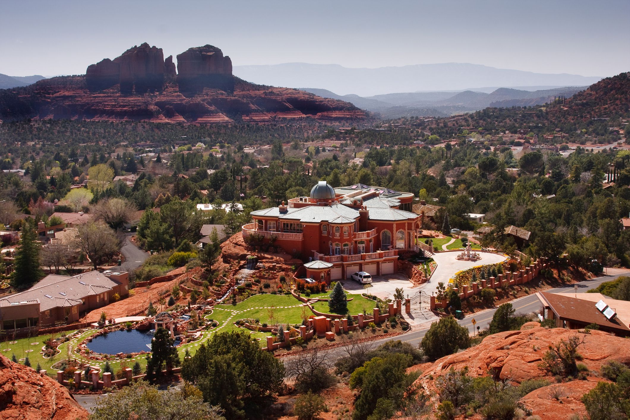 Large mansion in the city of Sedona, Arizona