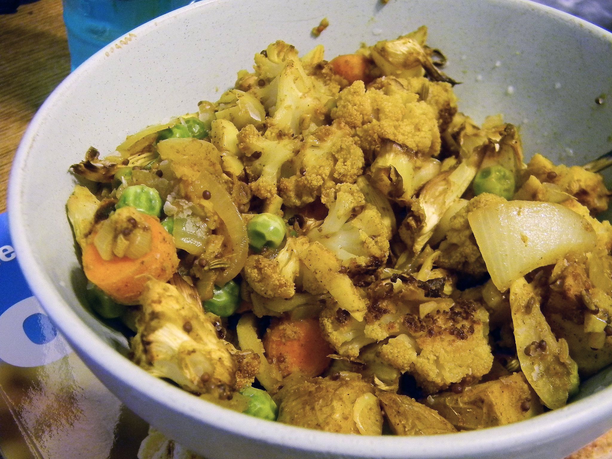 Samosa cauliflower bowl