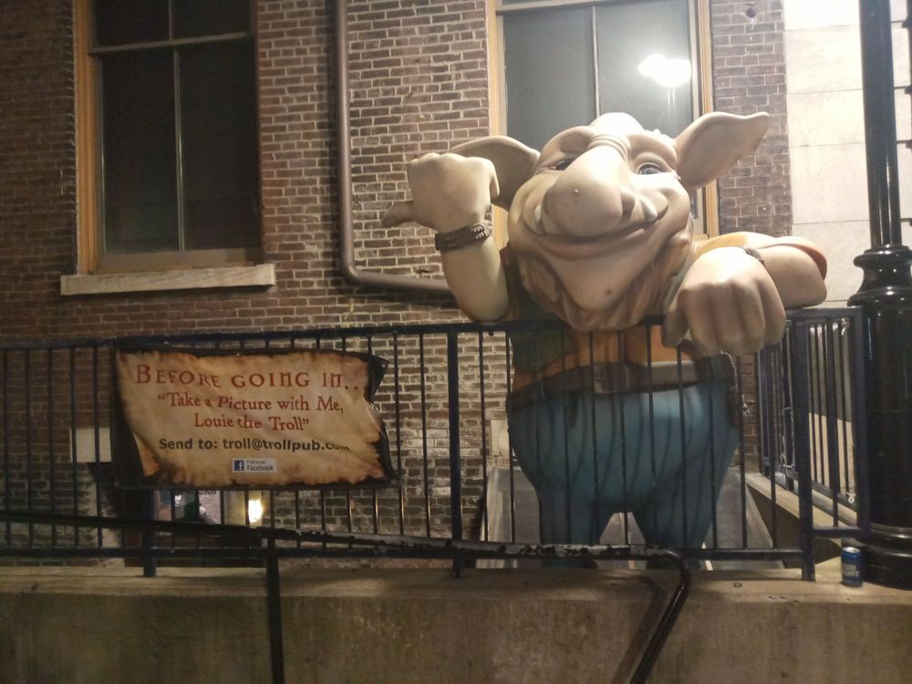 Troll Pub Under the Bridge