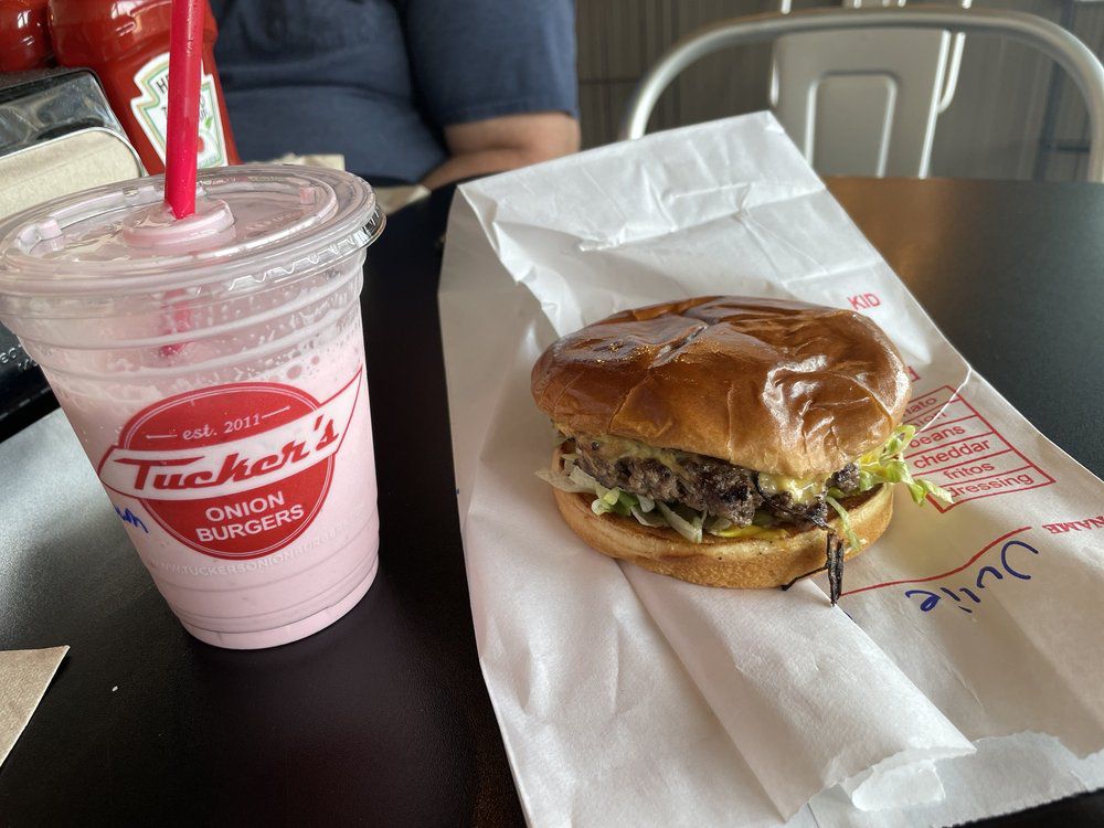 Tucker’s Onion Burgers